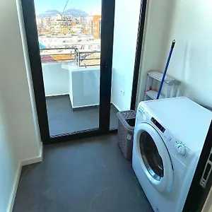 Apartamento Charming And Bright Center Apartament, Tirana