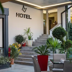 Hotel F&m 2, Tirana