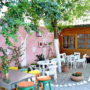 Hostal Zig Zag, Tirana